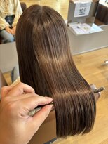 ロッカ(ROCCA)&nbsp;髪質改善×ネオメテオストレートで艶髪