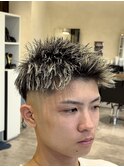 ホワイトハイライト/MEN’S HAIR/刈り上げマッシュ