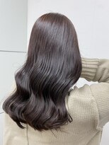 シェノン 梅田(CHAINON)&nbsp;黒髪風ベージュ×プレミアム艶カラー