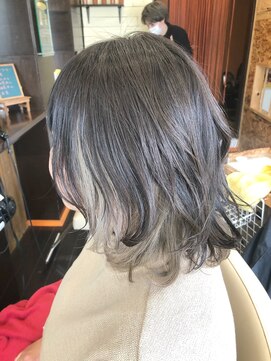 アド ヘア プレイス(adon hair place) インナーカラーsilver