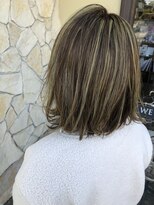ヘアメイク ヴァロ(Hair Make VaLo)&nbsp;ハイライト＋アッシュグレー