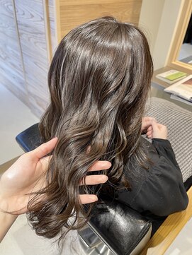 チョビー 銀座(chobii) 艶カラー/こなれヘア/グレージュ/アッシュブラウン/tomoko