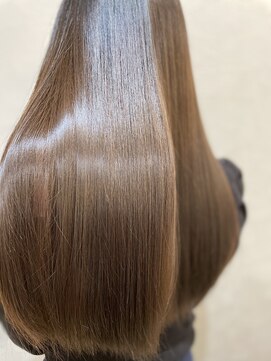 フラット 千葉(Flat.) 髪質改善酸熱トリートメント【千葉】