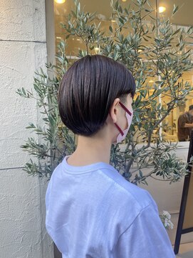 エクリフルール(equri fleur) すっきり収まる個性派ショート【目黒】