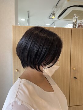 リングバイモアムー(Ring by Moremuu) Issy short hair