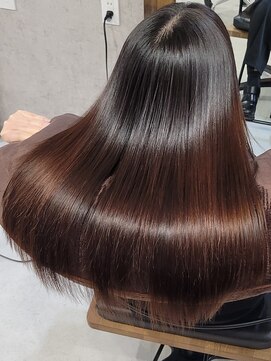 スリー(THREE) 髪質改善トリートメント 縮毛矯正 髪質改善ストレート 酸性