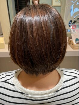 ラビット(Rabbit)の写真/白髪染めでも明るさとツヤを楽しめるメテオカラー◎こだわりの商材×経験豊富な女性スタイリストで安心◎