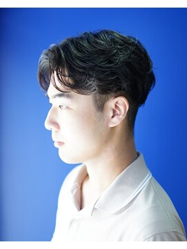 ノートエートル 西金沢(Nought etre) 10代20代メンズパーマニュアンスパーマセンターパート