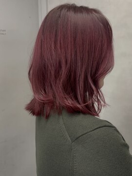 ジエクトカナウ 大阪梅田店(The Ect canow) チェリーレッドワインレッド外ハネロブくびれヘア顔周りレイヤー