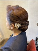 ヘアセット　ネープシニヨン