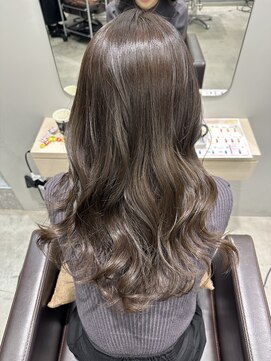 カノイ(KANOI) ベージュカラー/レイヤースタイル/ミディアムレイヤー/韓国巻き