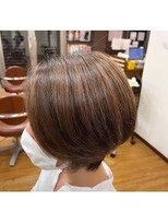 ラプチャー(RAPTURE) 細めハイライト似合わせカット