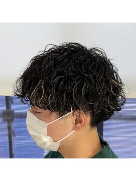 メンズ サロン ドット トウキョウ 町田店(men's salon dot. tokyo) 刈り上げマッシュ×波巻きパーマ