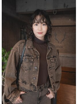 シカ(sica) ミディアムデジタルパーマ