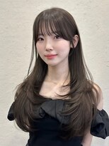 ライン(LINE)&nbsp;韓国風/レイヤー/前髪カット/オリーブ/透明感/ハッシュカット