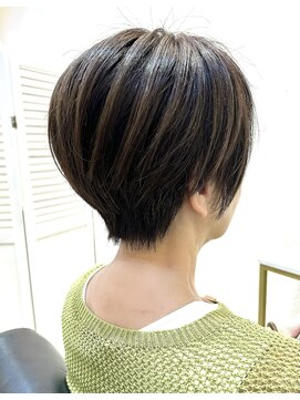 ピアーネ(PIANE) 明るめ白髪ぼかしカラー