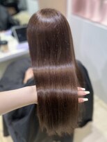 ユーフォリア 新宿店(Euphoria)&nbsp;大人可愛い大人美人ふんわりカール小顔カットショコラアッシュ