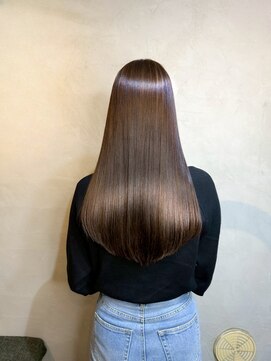 極艶ストレート【池袋/髪質改善/トリートメント/縮毛矯正】