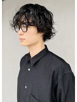 イラカ(elaka) シャドウパーマ × マッシュ