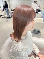ミミ ブランシェ(Mimi Branche)&nbsp;ミディアムロングレイヤーミディアムレイヤー顔周りレイヤー
