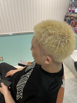 エルエフェ(EL JEFE)&nbsp;【フェード×ブリーチ】［東中野］［落合］［バーバー］