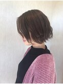 ナチュラルショートボブ