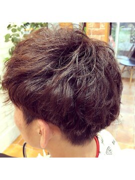 ディープグリーン(Deep Green) ナチュラルマッシュパーマ