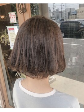 マイ ヘア デザイン 岡崎(MY hair design) ヘーゼルグレージュ艶カラー立体感ゆるふわボブスタイル