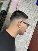 ザ フェイダーズ(The Faderz)&nbsp;束感ツーブロックマッシュスキンフェードアップバングショート