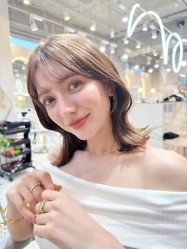 シーシンジュク 新宿南口(Sea shinjuku) 韓国風前髪×シルキーベージュ【髪質改善/新宿/デザインカラー】