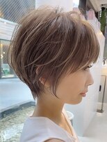 ミィ 浦和(mee)&nbsp;【mee.】レイヤーショート  極細ハイライト