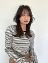 ヨロ 小岩(YOLO) レイヤーカットハイライトショートヘアイルミナカラーオージュア