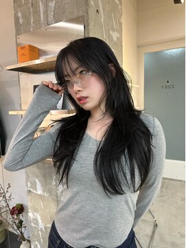 ゾーイダイミョウ(ZOEY daimyo) レイヤーカット(ハッシュカット)