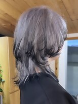 キラ 原宿(KILLA)&nbsp;前髪イメチェンこなれミディウェーブパーマアンブレラカラー