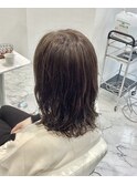 ミディアムパーマスタイル