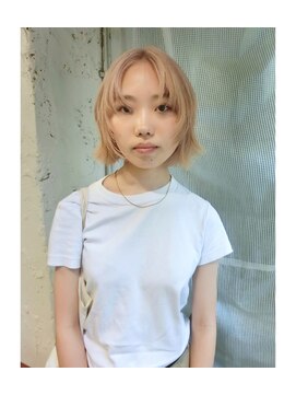 ノラ シブヤ(NORA) ボブレイヤーハッシュボブボブウルフハッシュカットレイヤーボブ