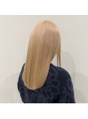 一度やってみたい艶々ハイトーン！ミルクティーベージュ髪質改善