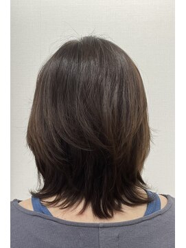 ピオニー(Peony) 外はねミディアム