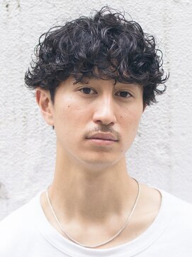 ピズム(PISM) コリアンスタイル/韓国マッシュ/ツーブロックマッシュ/春パーマ