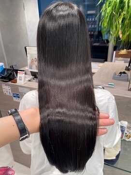 シャルムバイケンジ(Charm.by KENJE) 銀座髪質改善レイヤーカット白髪ぼかしハイライト縮毛矯正有楽町