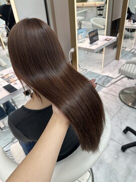 ロンドルピナス 小倉(Lond Lupinus) ミディアムヘア暗めカラー/デザインカラー/フェイスフレーミング