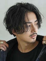名古屋波巻きパーマセンターパート緩めメンズパーマ30代