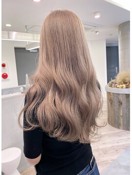 アンドソー 池袋(&so.) ハイトーンカラー/ホワイトブロンド/レイヤーカット/池袋