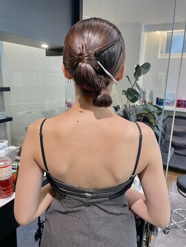 ケンジ 横浜(KENJE) お呼ばれヘア/結婚式/ツインアレンジ/タイトヘア/シニヨン