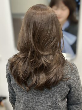 ヌヌ 渋谷 原宿 明治神宮前(nunu) レイヤーカットウルフカットボブグレージュオリーブべージュ