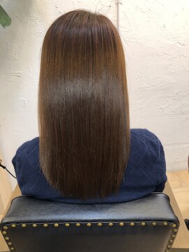 アコンプリッシュ 代官山 恵比寿(accomplish) プラチナミネコラ