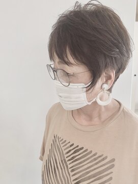 ナーナーナー モエ(Nana no moe) ふわっとショートグラデーション