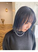 切りっぱなしボブのブルーグラデ