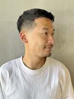 フランクスバーバーリザーブ 人形町店(FRANK’S BARBER RESERVE) ローフェードアップバング y