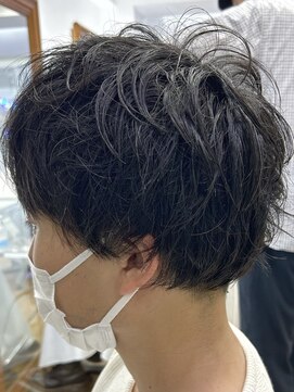 ヘッズ 本八幡店(HEADS) MEN'S HAIR センターパート ツイストスパイラル コンマヘア